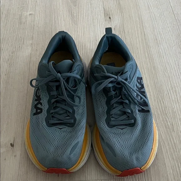 Hoka Blue Bondi 8 Y
Running Shoes 8.5 wide. EUC. Amazing shoes. - Picture 4 of 9